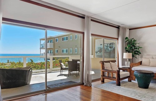 Eastern Malibu Condo | SPECTACULAR MALIBU BEACH FRONT!