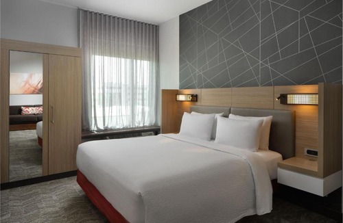 Southside Hotel | SpringHill Suites by Marriott Jacksonville Baymeadows