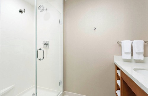 Mission Valley East Hotel | Springhill Suites San Diego Mission Valley