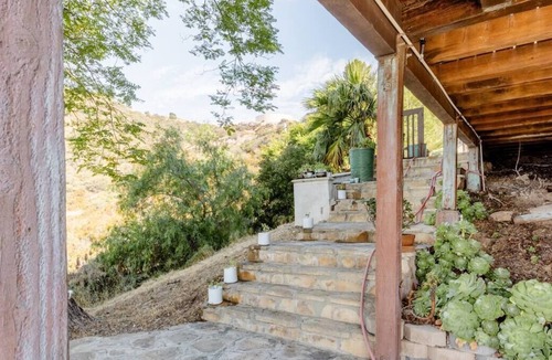 Malibu Resort | Stargate Music Production Studio & Outdoor Stage Entertainment - Malibu