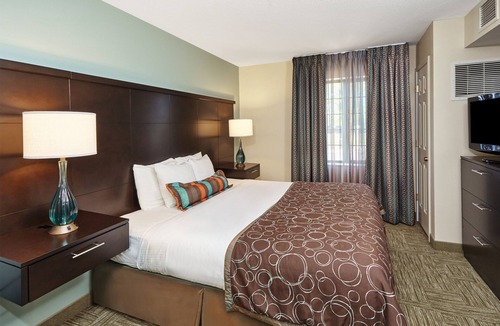 Half Day Hotel | Staybridge Suites, Lincolnshire by IHG