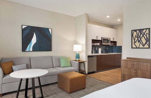 Sarasota Hotel | Staybridge Suites Sarasota - Bradenton Airport by IHG