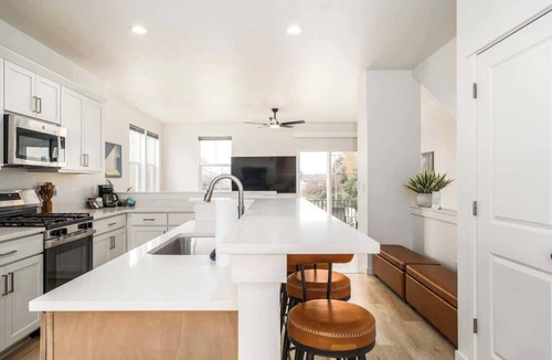 West Valley Condo | #StayInMyDistrict West Boise Spacious ExecutiveTownhome