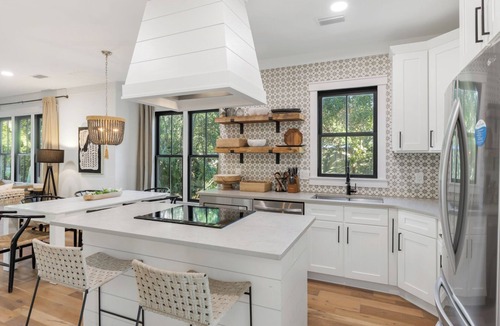 Dune Allen Beach House | Steps to 30A | Main + Carriage, Pool, LSV & Putt