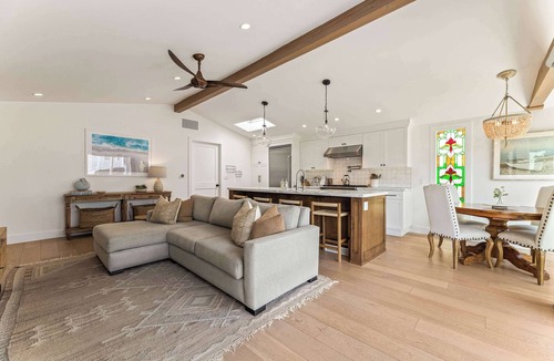 Sand Section House | Steps to Sand | Beach Home
