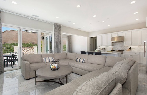 Stonegate House | Stonegate Community Gem｜20% Off Offer｜Flexible Lease with Garage Access #7101