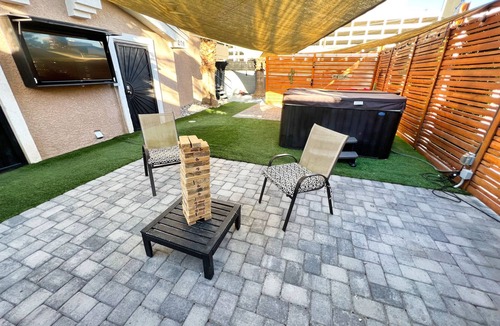 Gateway District Apartment | Stripside escape