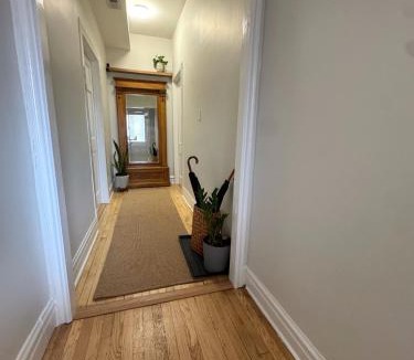 Avondale Apartment | Stunning 3 Bedrooms 2 Bathrooms Getaway Chicago!