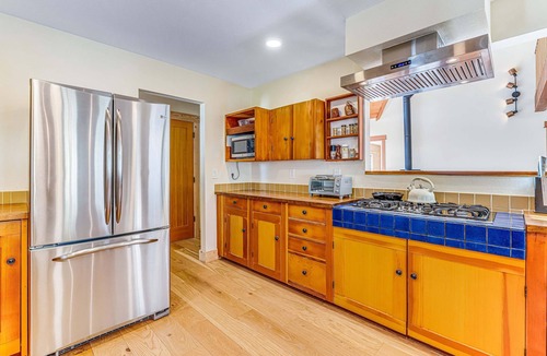 Little River House | Stunning 3BR with ridge top views and hot tub