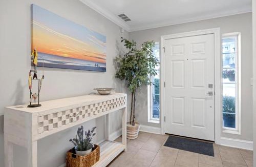 Atlantic Shores House | Stunning Beach Getaway - Steps to Ocean