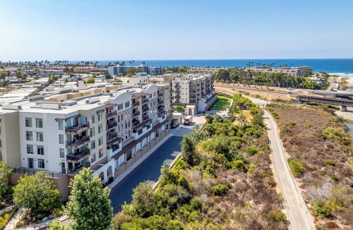 Renaissance Ter Condo | STUNNING Ocean VIEWS - 3 Bedroom Vacation Rental - 31 day +