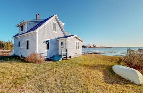 Newagen House | Stunning oceanfront cottage w/private deck and Atlantic views