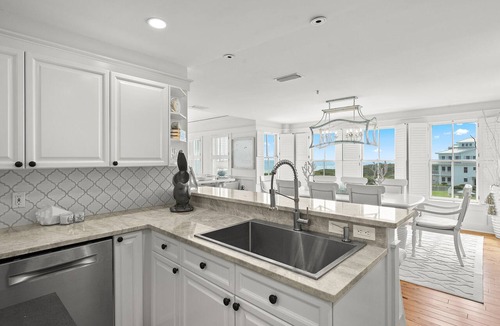 Gulf District Condo | Stunning Retreat Steps from Beach Walkover, Pool, and Beach Club