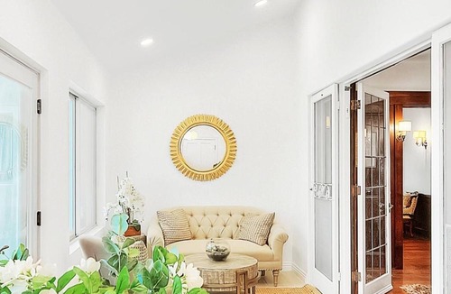 North Arroyo Villa | Stunning Rose Bowl Mansion 5 Minutes Walk!