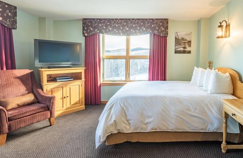 Carrabassett Valley Hotel | Sugarloaf Mountain Hotel