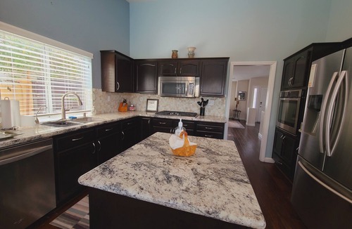 Paradise House | Summer in Vegas! Private Pool, Peaceful Area, Minutes to the Strip/5*