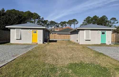 Port Lagoon House | Sun Diver is charming, close to marinas, and beaches on the East end of PCB, FL