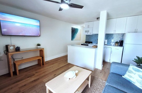 Thomas Drive Condo | Sun Harbor Sails - Sleeps 4 - 1 Bedroom Condo Ground Floor Unit