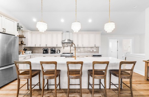 Bay County House | Sundial: 4th of July week now available as a Friday or Saturday check in!
