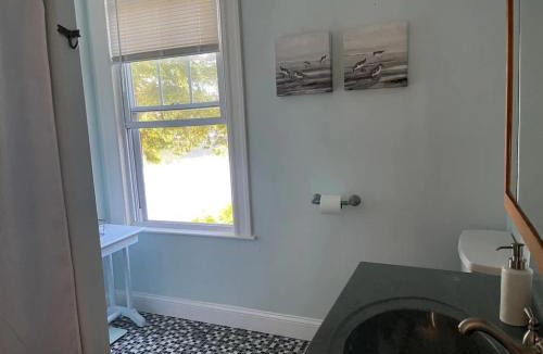 Monmouth House | Sunfish Cove is the perfect year round getaway