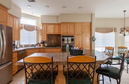 Townsite House | Sunsets and Ocean Views in Perfect Family Getaway