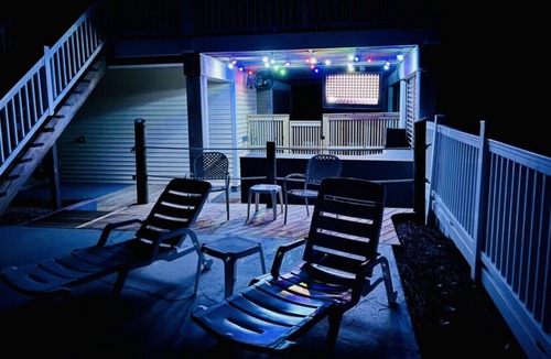 Treasure Beach Village House | Sunshine State of Mind 4 bed/3.5 bath Private Pool Gated Community