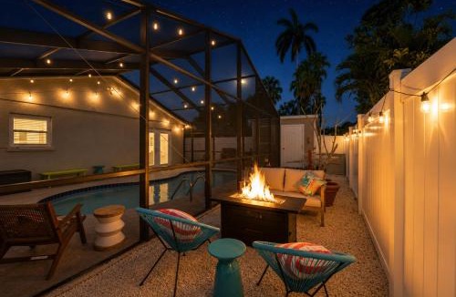 Bradenton House | Sunwashed Stone Villa with Heated Pool, Hot Tub & Mini Golf