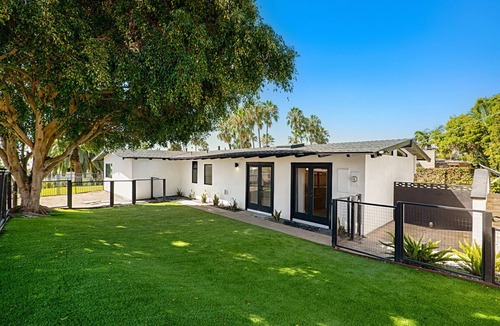 Encinitas Cottage | Surf House Cottage