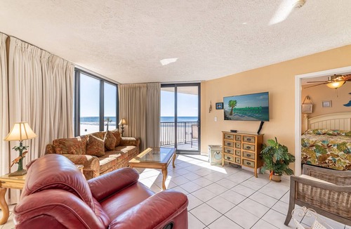 Panama City Beach Condo | Surfside Sandcastle-Sunbird-Beachfront PCB, King Suite-Book Summer Vacay Now!