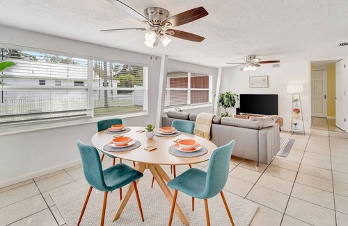 Bayou Oaks House | Sustainable Suncoast getaway with large fenced yard, AC, & W/D - dog-friendly