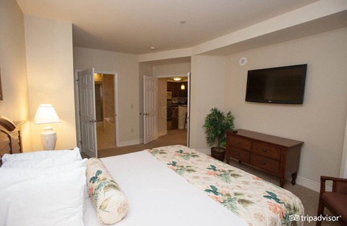 Las Vegas Resort | Tahiti Village Resort 1 bedroom condo - Las Vegas Strip