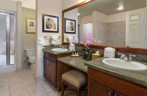 Las Vegas Resort | Tahiti Village Resort 1 bedroom condo - Las Vegas Strip