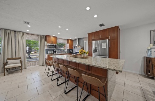 Gulf Gate Estates House | "Temporary Sanity" | Luxe 3BR Home w/Heated Saltwater Pool - Near Siesta Key