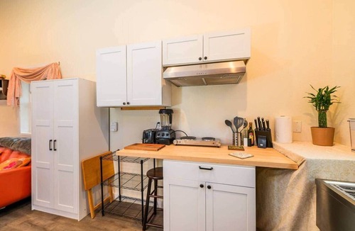 Boise Bench House | The Art Nook | 5 Mins to Airport| Peaceful Retreat