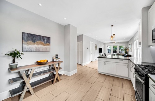 Jefferson Park Condo | The Blissful In Between