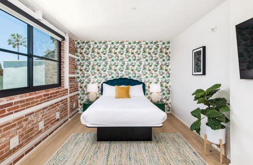 Townsite Hotel | The Brick Boutique Hotel