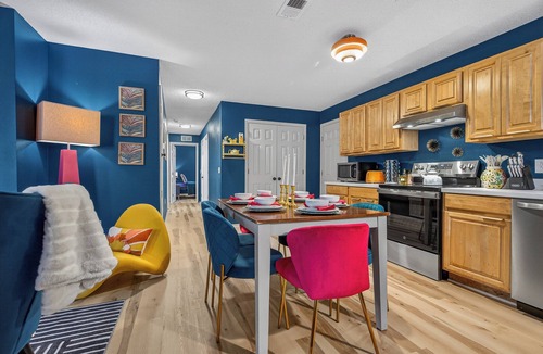 South Pensacola Cottage | The Funky Peacock. Bold 3BR Near Downtown