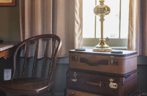 Downtown Apartment | The Gilded Lady - The Seamstress Suite