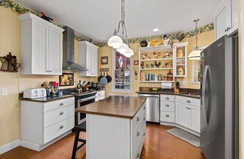 Elsah Bed & Breakfast | The Green Tree Inn