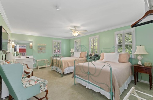 Elsah Bed & Breakfast | The Green Tree Inn