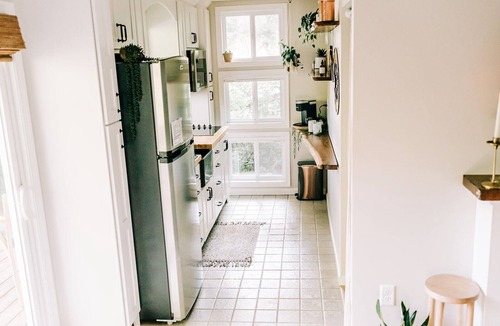 Virginville Cottage | "The Hammock" cozy cottage for 2
