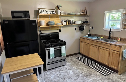 Oakland Apartment | The heart of the Belgrade Lakes