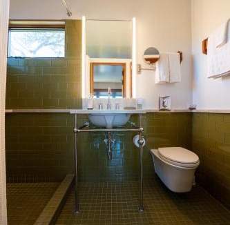 Newport Hotel | The Inn at Newport Ranch