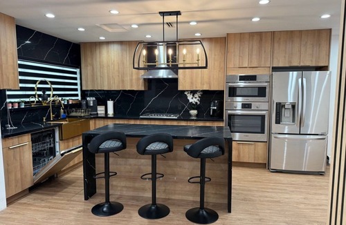 Valley Village House | The luxury experience
