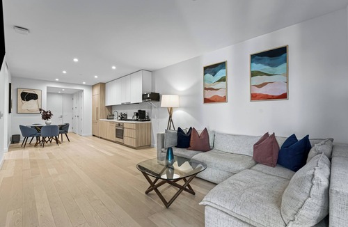 Downtown Bed & Breakfast | The Pearl Coast' Amazing Rooftop Amenities Pool, Gym And Sauna Quiet Retreat