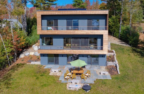 Blue Hill House | The Pushkin Guest House! Luxury Home in Blue Hill Maine