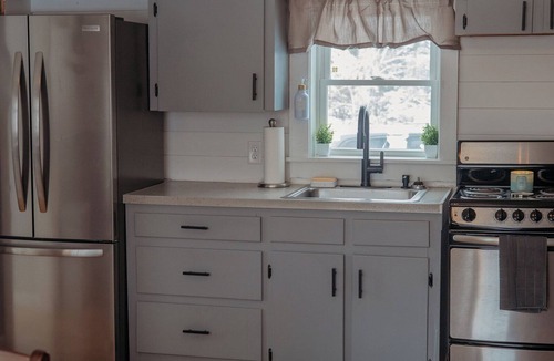 Abbot House | The Quiet Piper near Piper Pond, Trails, Stone Fireplace + Modern Amenities!