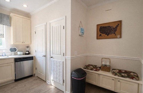 Pensacola Beach House | The Sandbar Cottage~Cozy Beach Bunkhouse Pensacola Beach Florida