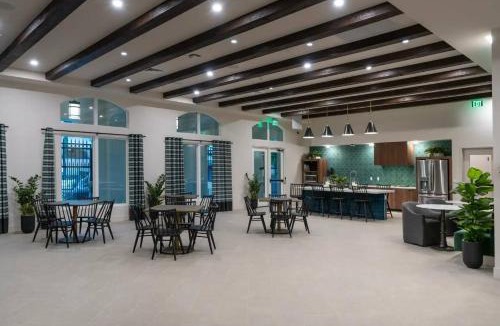 San Antonio Heights Apartment | The Village Collection with Gym Pool and Spa