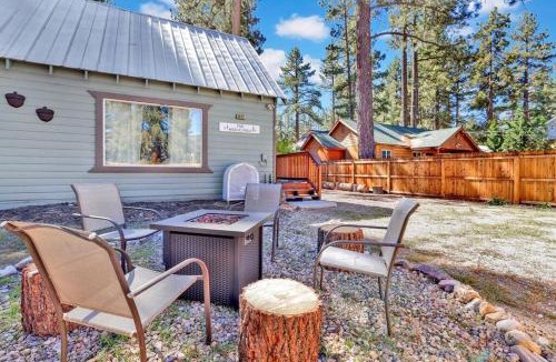 Big Bear City House | The Weekender- Adorable Modern Chic Cottage